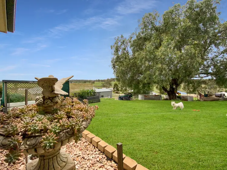 10 Christo Court, Meringandan West QLD 4352