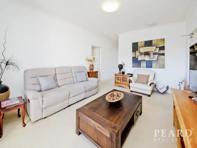 14/4 Waterbird Turn, Joondalup WA 6027