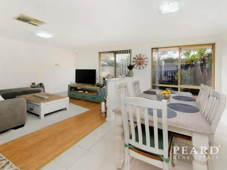 2/52 Albemarle Street, Doubleview WA 6018