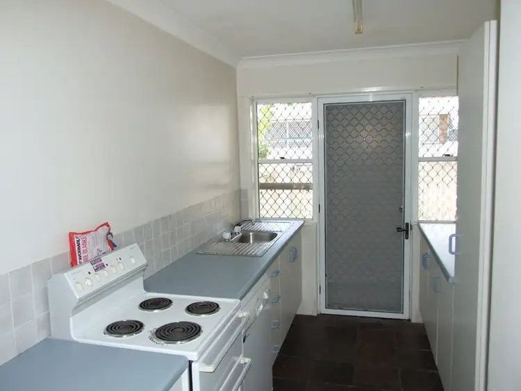 Second view of Homely unit listing, 17/7 Kingfisher Parade, Norman Gardens QLD 4701