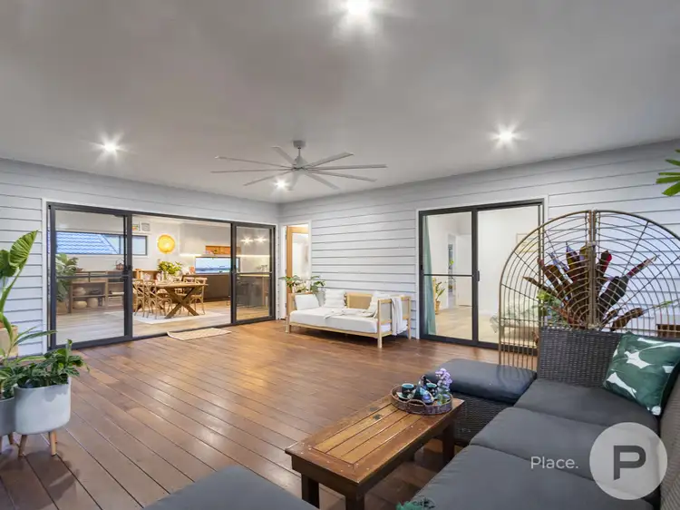 54 Gladstone Street, Brighton QLD 4017