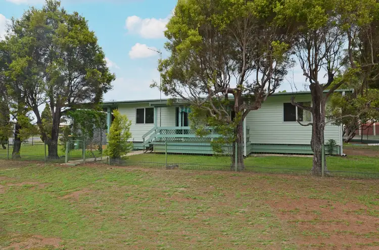 33 Jebreen Street, Mareeba QLD 4880