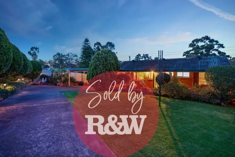 10 Amethyst Place, Eagle Vale NSW 2558
