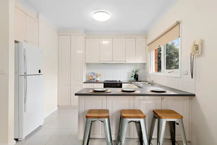 Fifth view of Homely unit listing, 2/53 Doncaster Road, Balwyn North VIC 3104