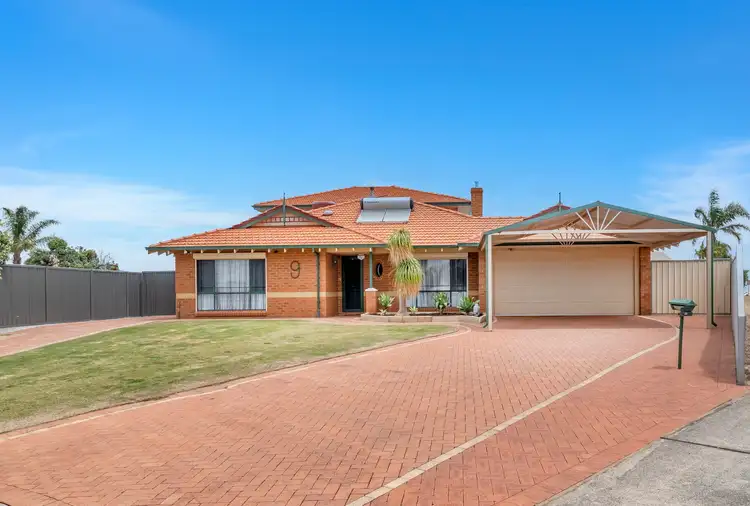 9 Pepperwood Rise, Halls Head WA 6210
