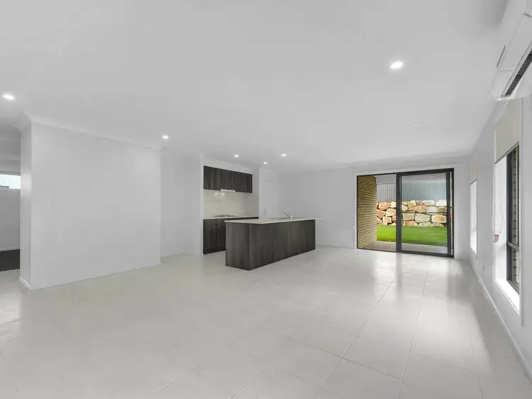 21 Stone Ridge Boulevard, Narangba QLD 4504