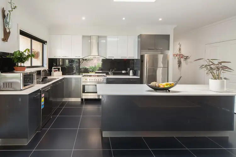 Sixth view of Homely house listing, 15 Sandarra Boulevard, Sandhurst VIC 3977