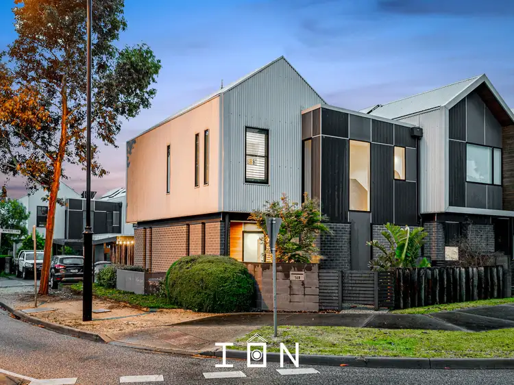 16B Alarah Boulevard, Cranbourne West VIC 3977