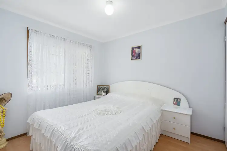 Sixth view of Homely semi-detached listing, 1/23 Richard Crescent, Highland Park QLD 4211