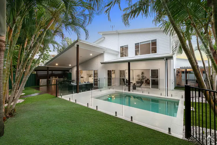 73 Oceanic Drive, Warana QLD 4575