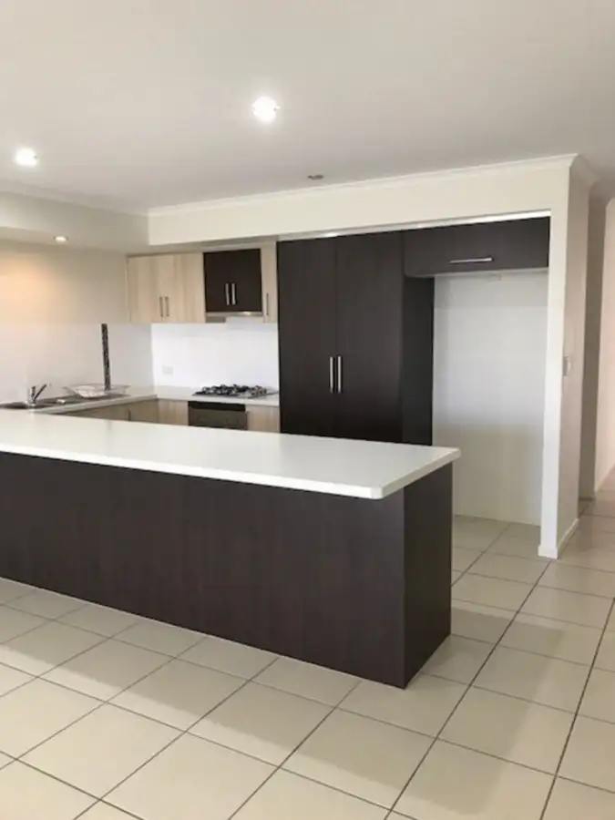 Main view of Homely unit listing, 1/6 Newman Drive, Emerald QLD 4720