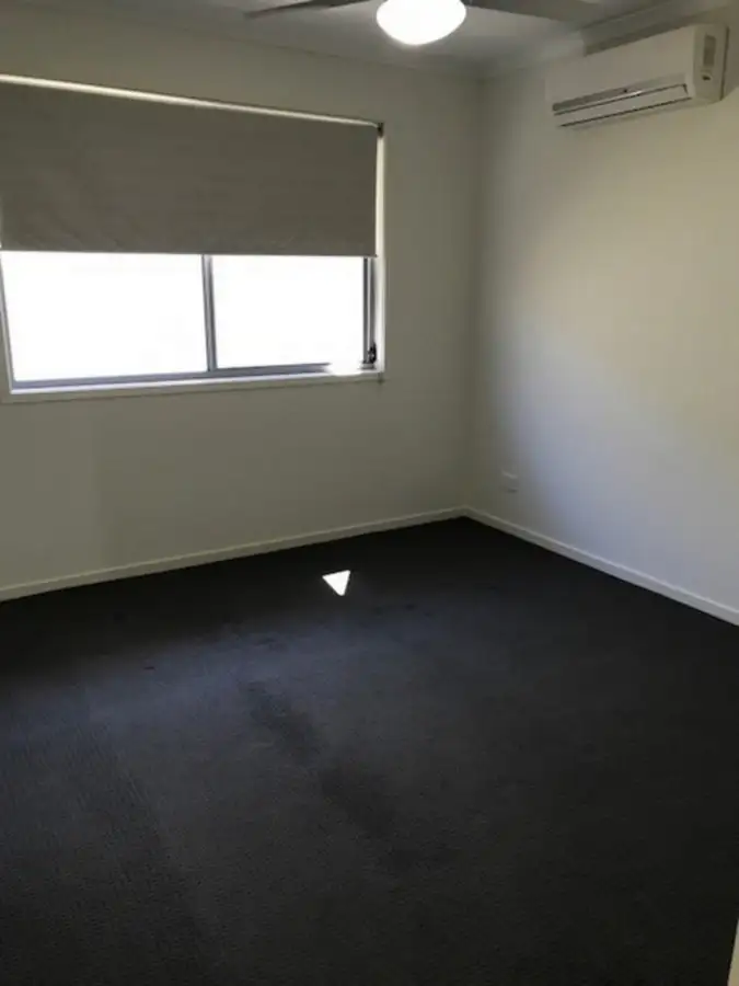 Fifth view of Homely unit listing, 1/6 Newman Drive, Emerald QLD 4720