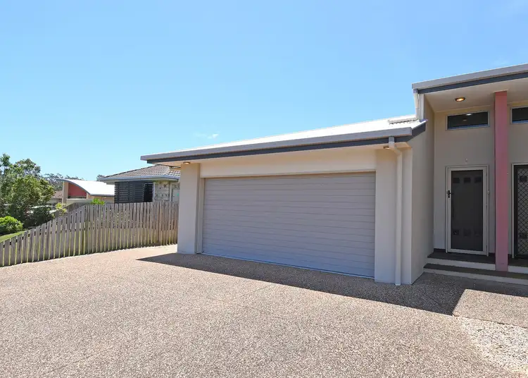 1/5 Pembridge Circuit, Urraween QLD 4655