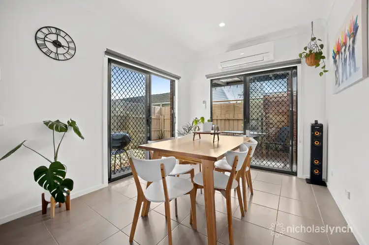 Fourth view of Homely townhouse listing, 2/3 Ashleigh Street, Frankston VIC 3199