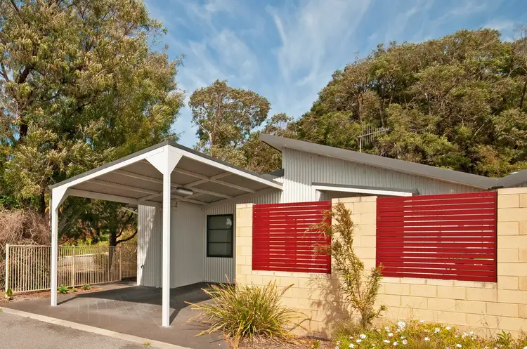 1/20 Grove Street West, Little Grove WA 6330