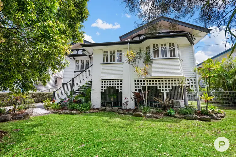 484 Cavendish Road, Coorparoo QLD 4151