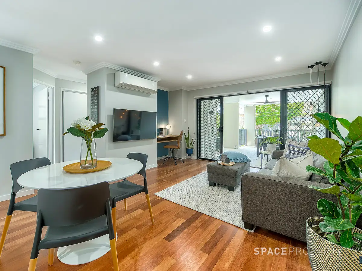 Main view of Homely unit listing, 4/42 Harold Street, Holland Park QLD 4121