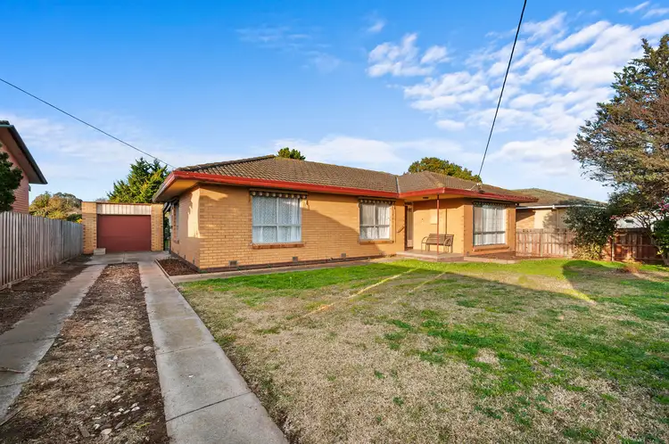 26 Sale Road, Maffra VIC 3860