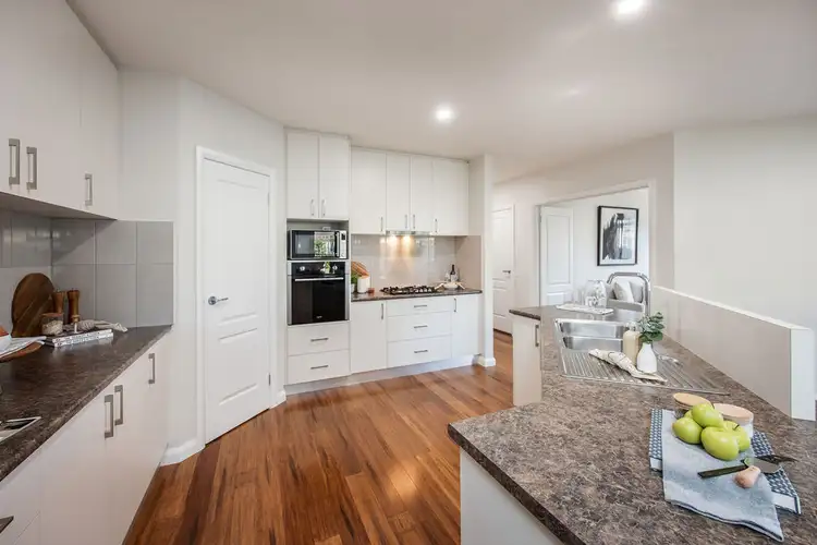 Second view of Homely house listing, 3 Pembroke Crescent, Wodonga VIC 3690