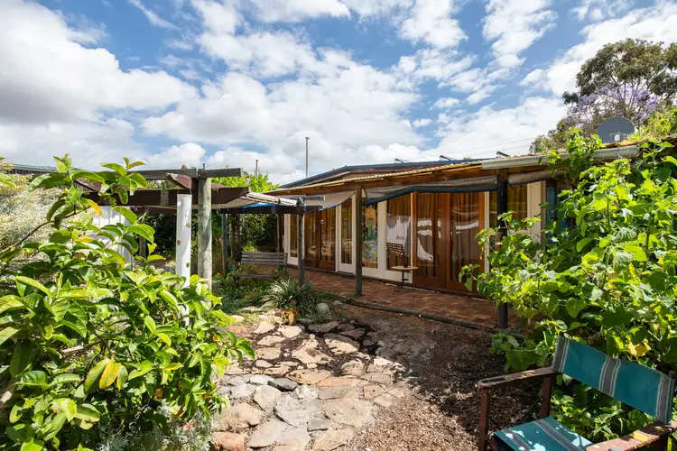 39 Watling Avenue, Lynwood WA 6147