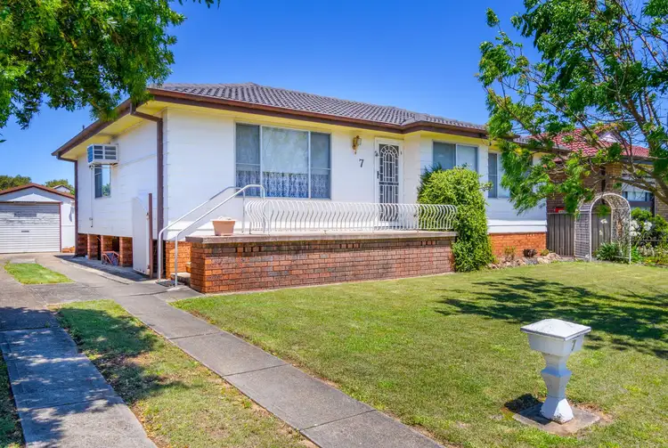7 Lee-Ann Cr, Cessnock NSW 2325