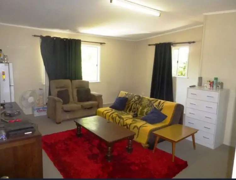 297 B JAMES Street, Newtown QLD 4350