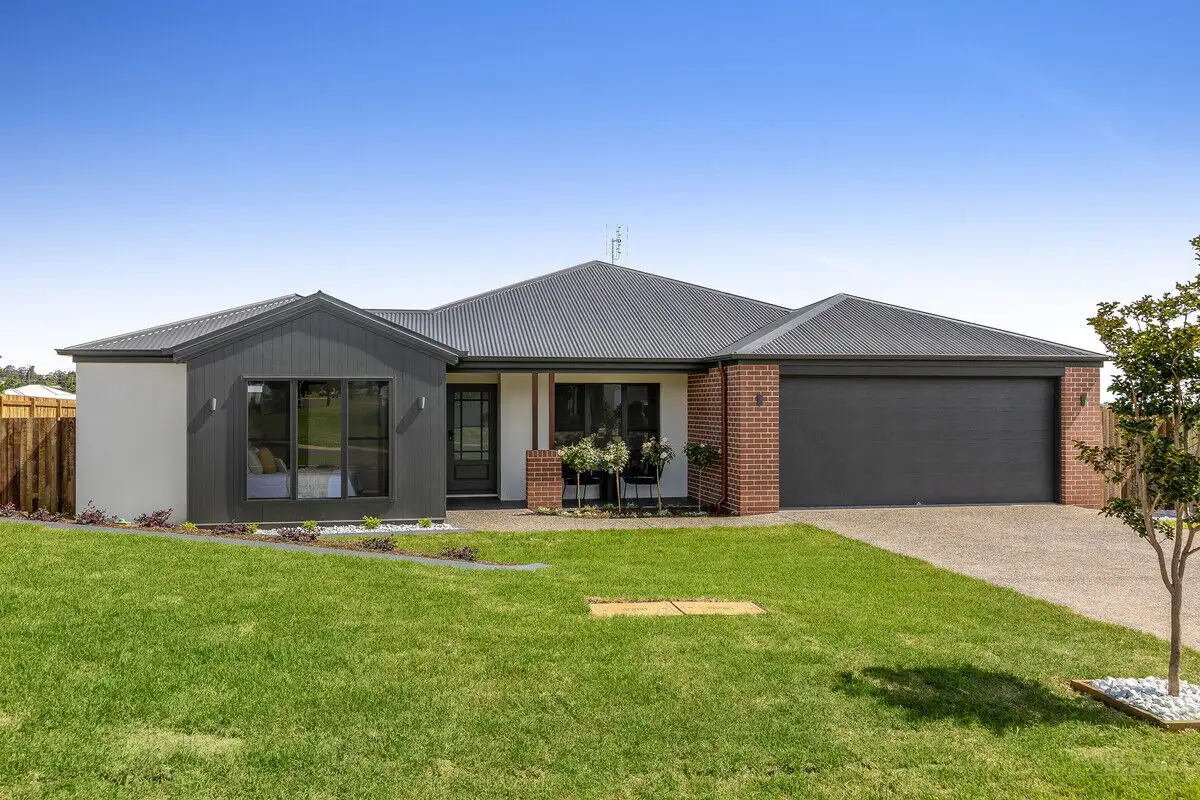 Main view of Homely house listing, 19 MacGregor Avenue, Highfields QLD 4352