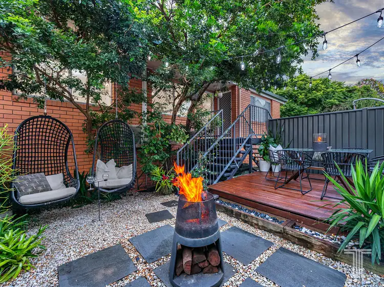 4/162 Juliette Street, Greenslopes QLD 4120