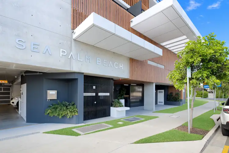 305/16-18 Seventh Avenue, Palm Beach QLD 4221