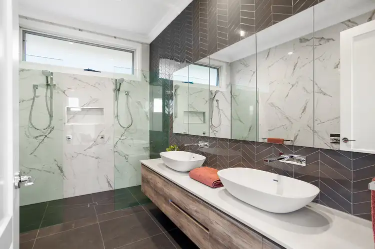 Sixth view of Homely house listing, 2/227 Orrong Road, St Kilda East VIC 3183