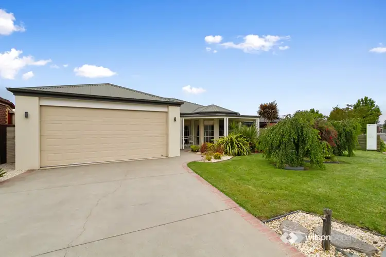 Second view of Homely house listing, 2 Bass Court, Traralgon VIC 3844