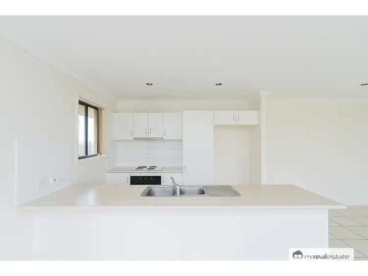 Second view of Homely house listing, 4 The Link, Zilzie QLD 4710