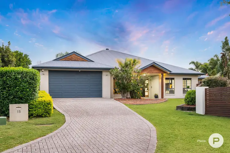 15 Ravensbourne Close, Parkinson QLD 4115