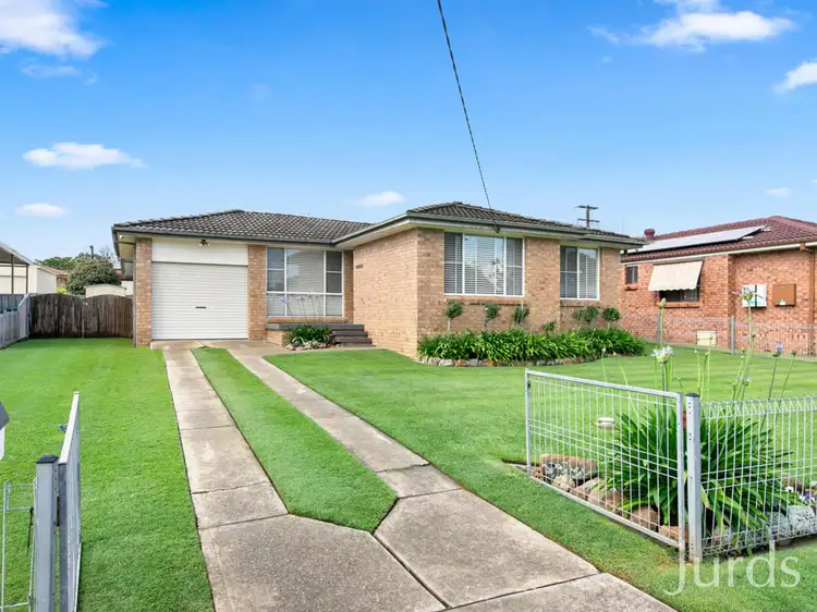 37 Mavis Street, Cessnock NSW 2325