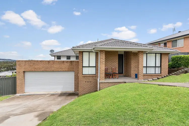11 Tenyo Street, Cameron Park NSW 2285