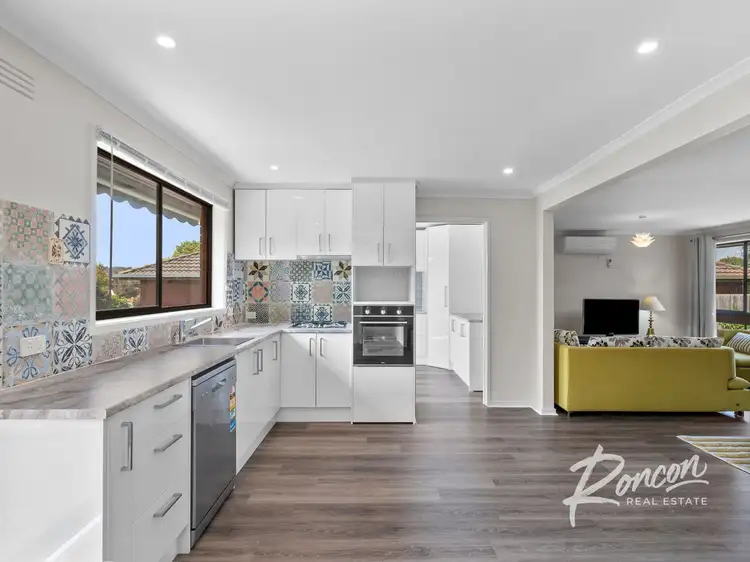 8 Heatherlea Court, Leopold VIC 3224
