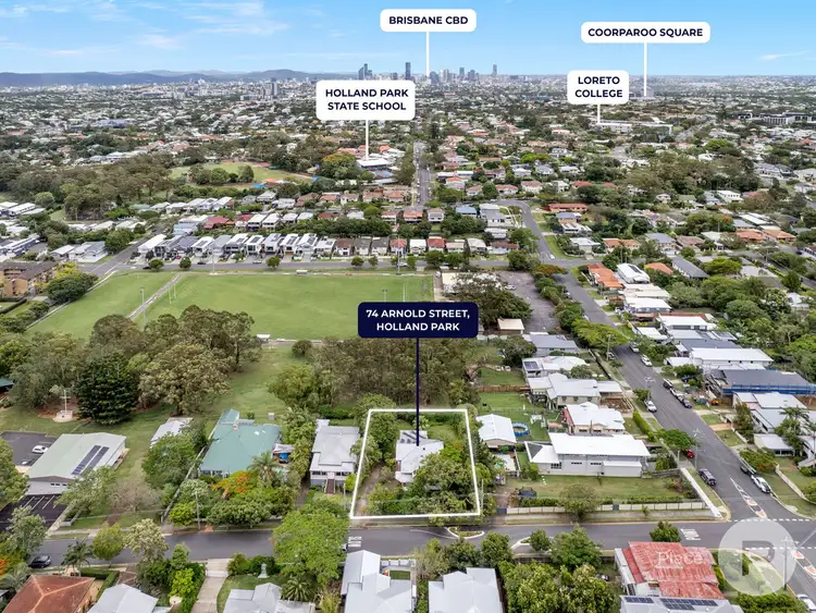 74 Arnold Street, Holland Park QLD 4121