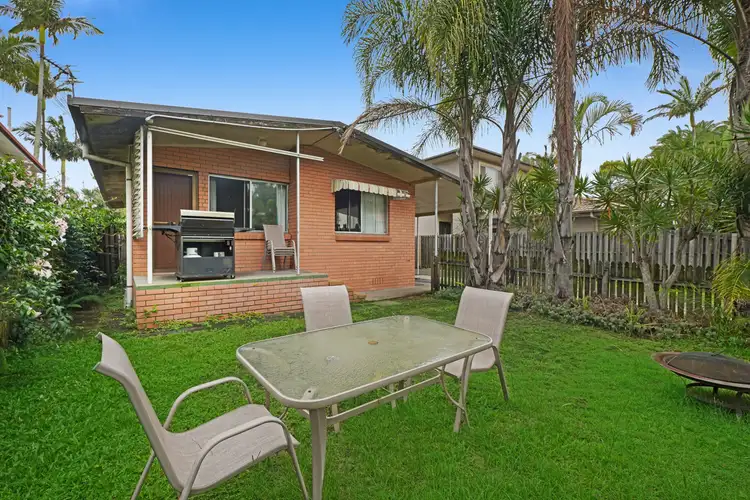 Sixth view of Homely house listing, 17 Albion Avenue, Miami QLD 4220
