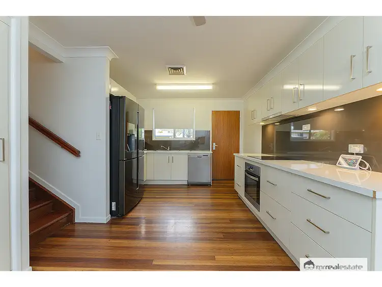 Fifth view of Homely house listing, 1/262 Maxwell Street, Norman Gardens QLD 4701