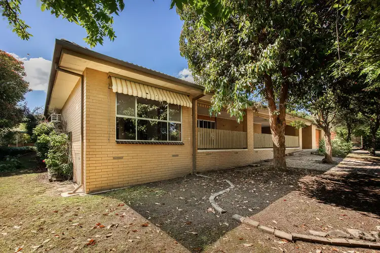 Main view of Homely house listing, 10 Heidelberg Drive, Wodonga VIC 3690
