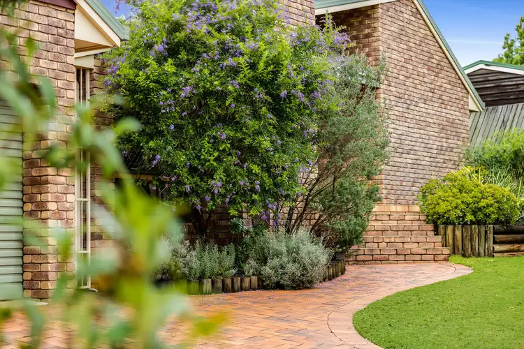 4 Kapara Street, Rangeville QLD 4350