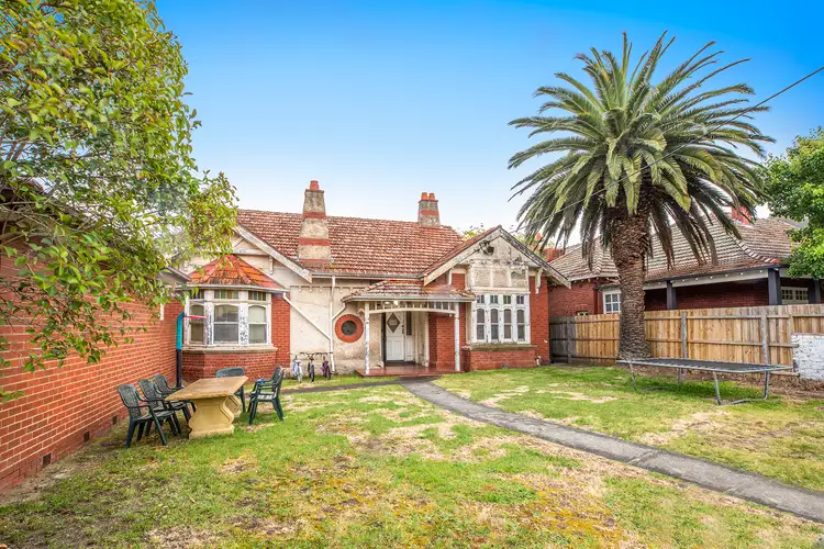 28 Oak Grove, Ripponlea VIC 3185