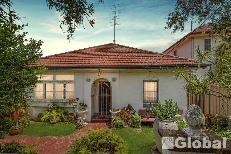 32 Bull Street, Mayfield NSW 2304