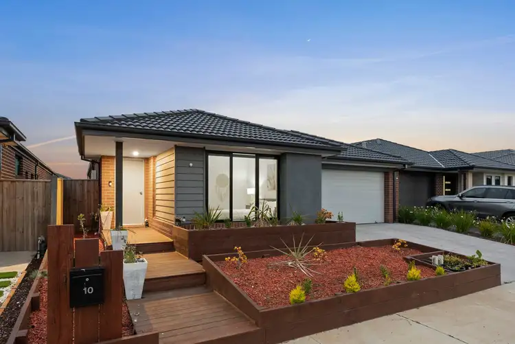 10 Havant Circuit, Charlemont VIC 3217