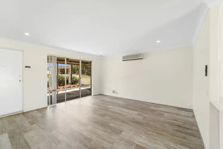 Fourth view of Homely house listing, 2 Iris Place, Yangebup WA 6164