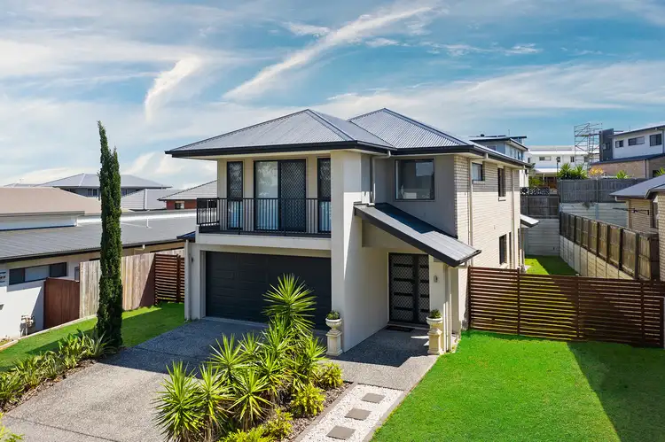 70 Daydream Crescent