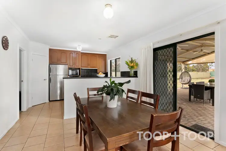 Sixth view of Homely house listing, 2/6A Bannon Court, Pennington SA 5013