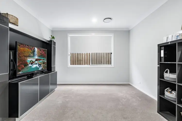 Third view of Homely house listing, 8 Patricia Close, Wakerley QLD 4154