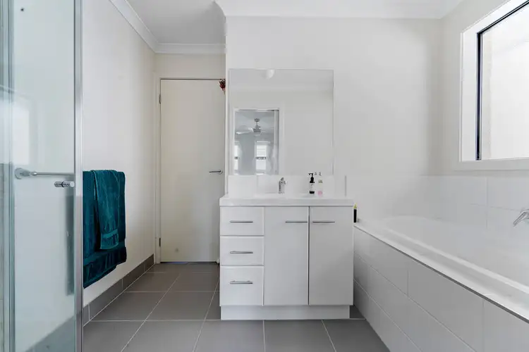 Fifth view of Homely unit listing, 6/30 Warrenwood Place, Langwarrin VIC 3910