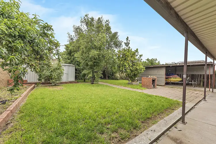 Fifth view of Homely house listing, 27 Pinoak Street, St Albans VIC 3021